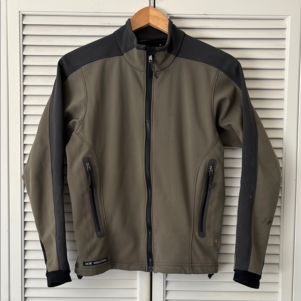 Mountain Hardwear Windproof Shell - image 1